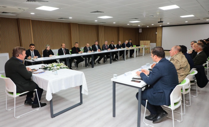 Vali Aydoğdu, Genel Değerlendirme Toplantısı Yaptı