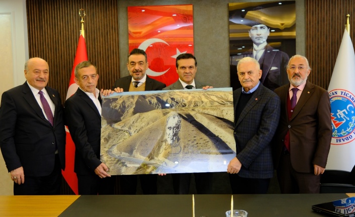 Binali Yıldırım’dan Erzincan TSO’ya Hayırlı Olsun Ziyareti