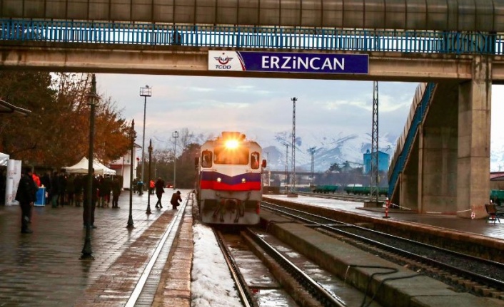 Masalsı Yolculuk Erzincan’da Mola Verdi