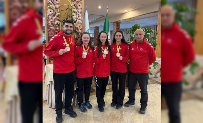 Erzincan'lı milli sporcular  madalyayla döndüler