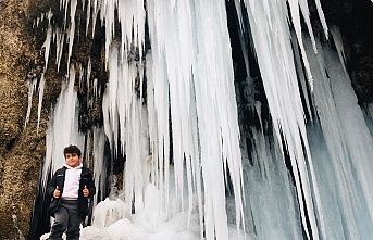 Erzincan’da buzdan şölen